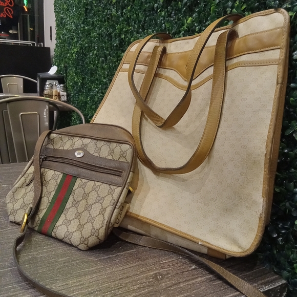 Authentic Gucci tote - Picture 3 of 6
